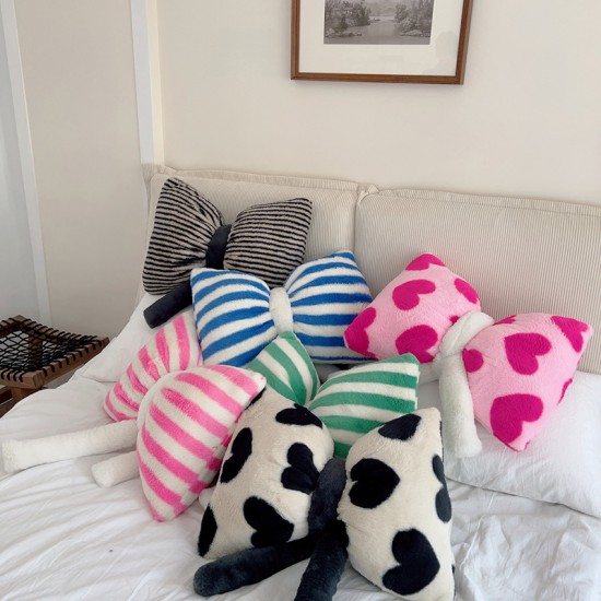 Cross-border Nordic INs three-piece bedding set with skin-friendly, soft, geometric embroidery for all seasons