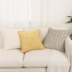 Cross-border Nordic pastoral Dutch velvet handmade flower wreath pillows for sofa and living room home decoration.