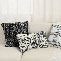 Cross-border Nordic ins chenille embroidered pillowcases for floral patterns for living room, sofa, and bedroom cushions.