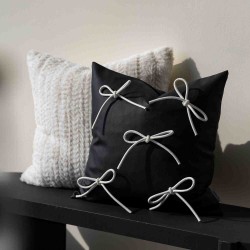 Black and white bow wabi-sabi modern minimalist luxury pillow, influencer homestay bedroom cushion, bay window sofa cushion cover