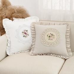 Cross border Nordic ins Dutch velvet Christmas wreath pillows  sofa and living room home decorative cushions. Cross border Nordic ins Dutch velvet Christmas wreath pillows  sofa and living room home decorative cushions.