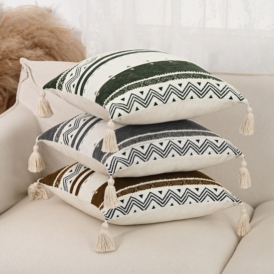 Cross-border Nordic ins Fair Isle pillows, square-shaped drop ball lotus-trimmed pillows for sofas and bedrooms.