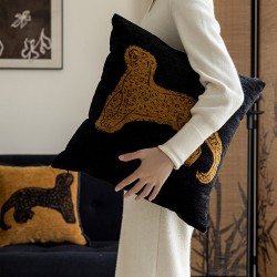 Nordic luxury vintage-style beige and brown pillowcase, sofa back cushion, French retro bed and living room cushion