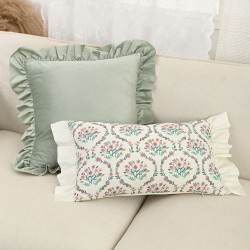 Cross-border ins St. Patrick's Day clover pillowcase, plush jacquard sofa cushion cover