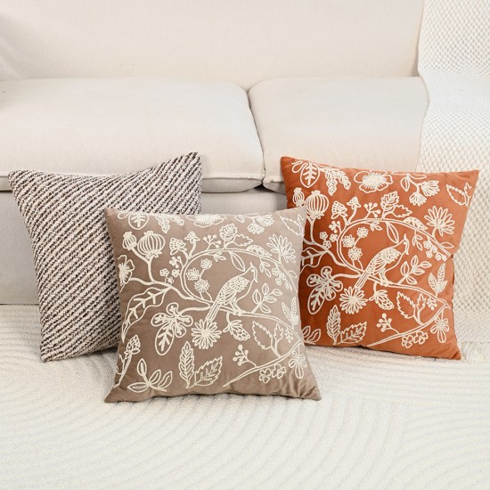 French INS style ruffled lace pillow, white square lumbar pillow, European-style sofa and bedroom cushion.